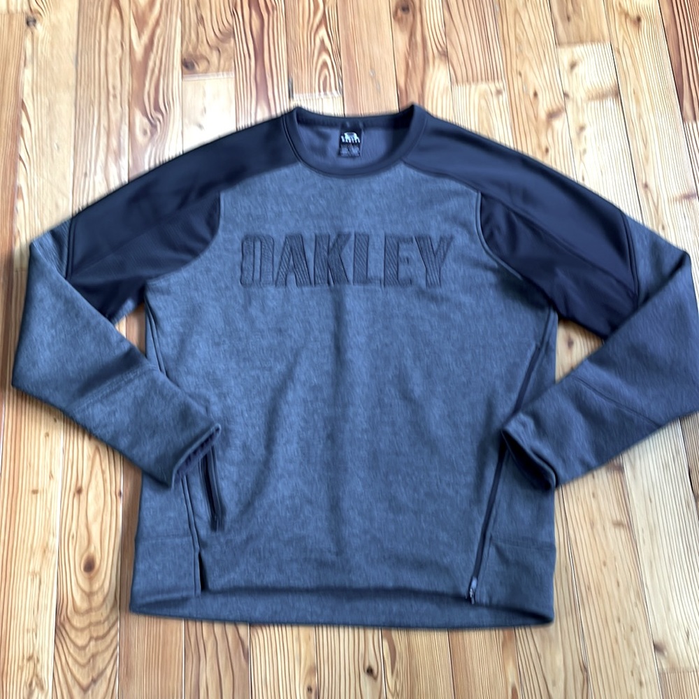 OAKLEY REGULAR FIT SWEATSHIRT Men’s size Large